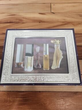Vintage 5-Piece Mini Perfume Gift Set Indecence Contradiction G White Diamond